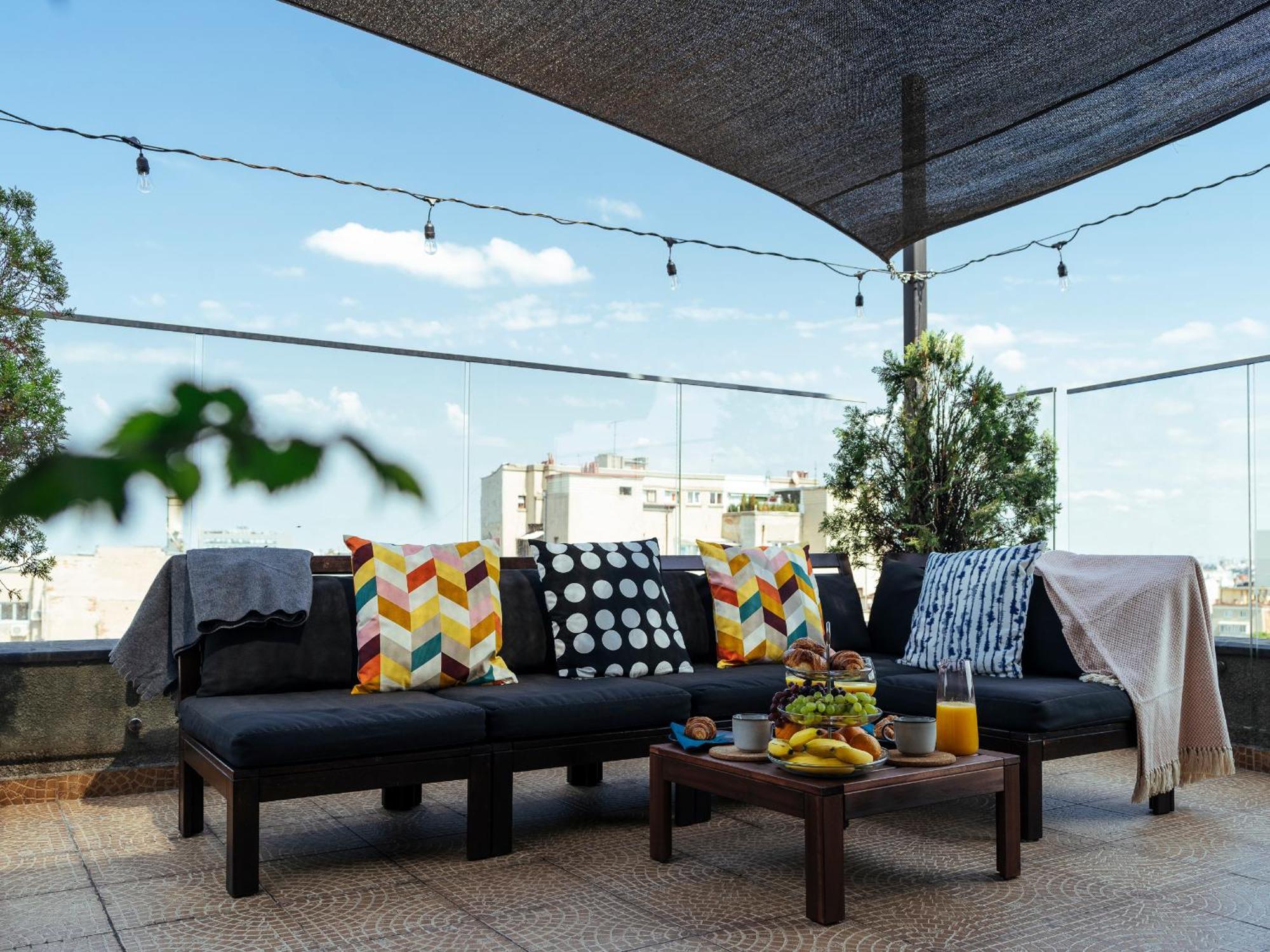 Apartment Wilson Old Roof Bucharest