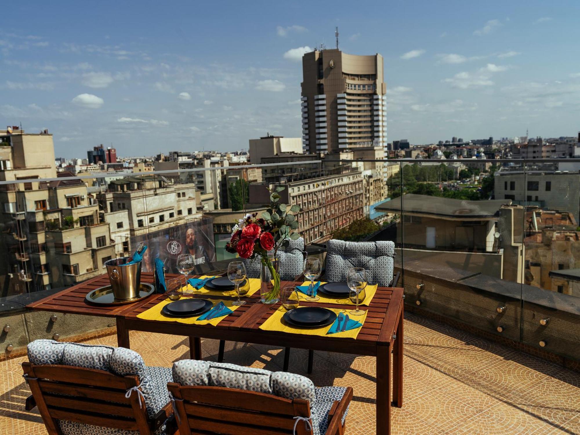 Wilson Old Roof Apartment Bucharest